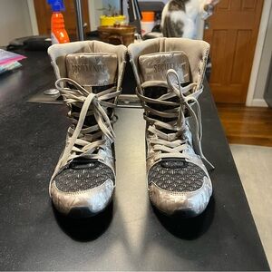 NWOT Society Nine Women’s Eos Hightop Boxing Shoe